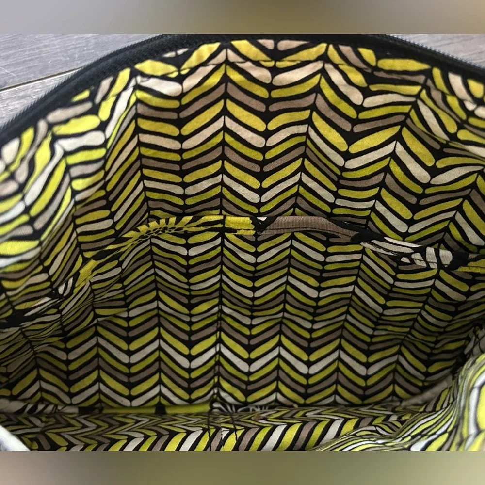 VERA BRADLEY women’s black/yellow zip purse with adjustable straps - Picture 4 of 10
